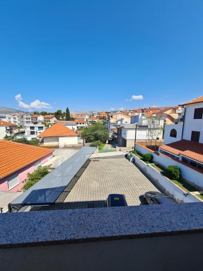 Modern Apartment Near The Sea-Mise Trogir Buitenkant foto