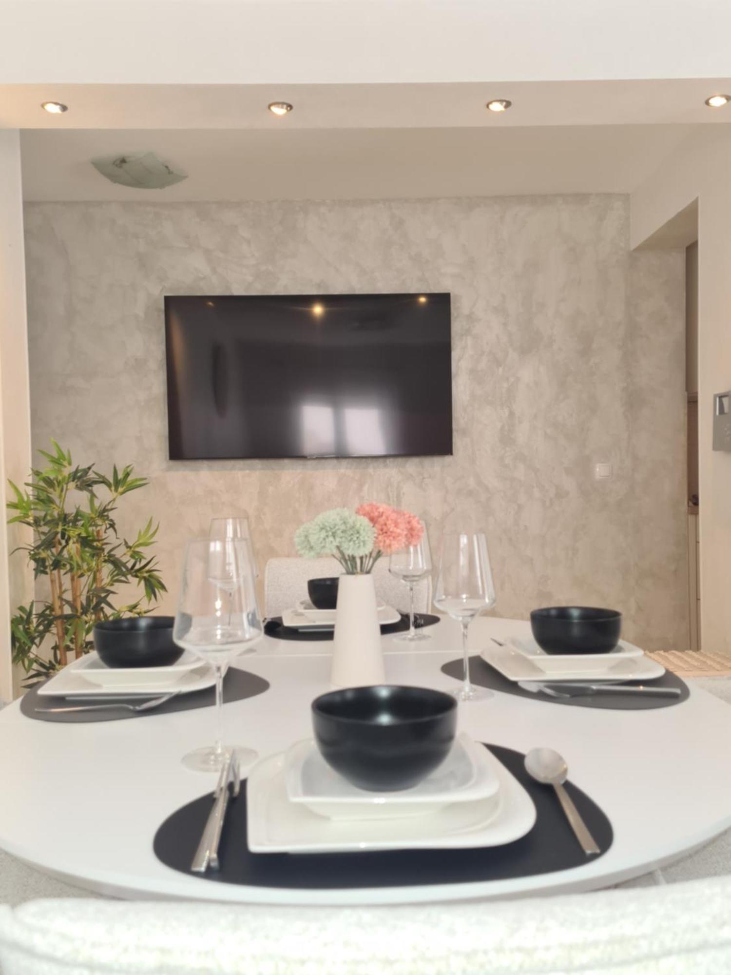 Modern Apartment Near The Sea-Mise Trogir Buitenkant foto
